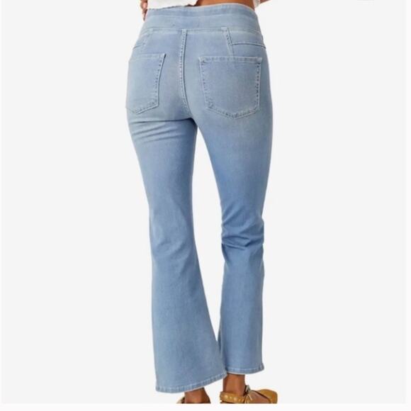 NWT We The Free In My Feelings Light Wash Mid Rise Crop Bootcut Jeans XS - Picture 9 of 9